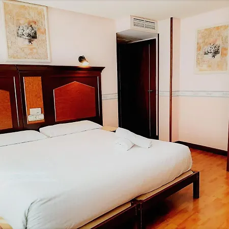 Sara By Gaiarooms ゲストハウス