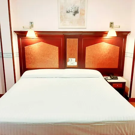 Sara By Gaiarooms ゲストハウス