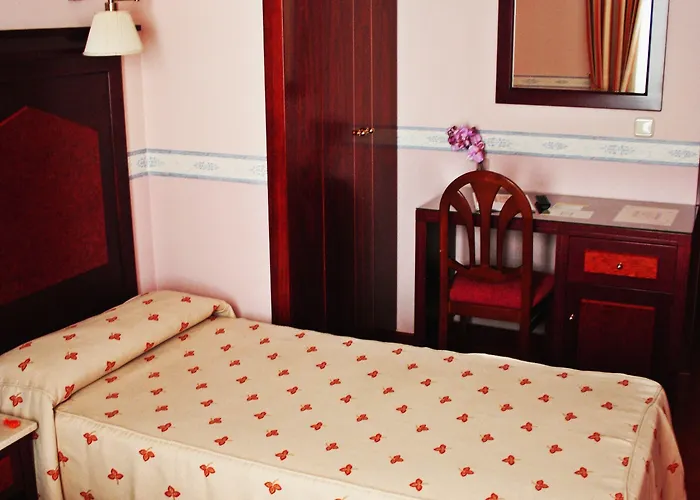 Sara By Gaiarooms 2* 萨拉曼卡