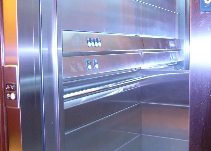 Sara By Gaiarooms 招待所 萨拉曼卡