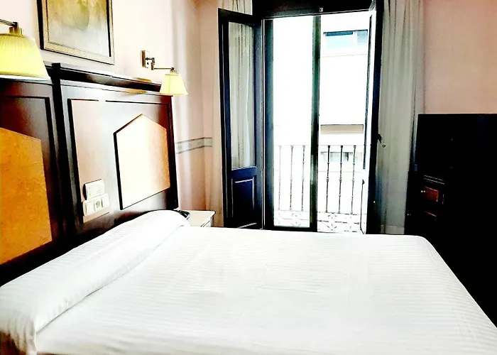 Sara By Gaiarooms 招待所 2*