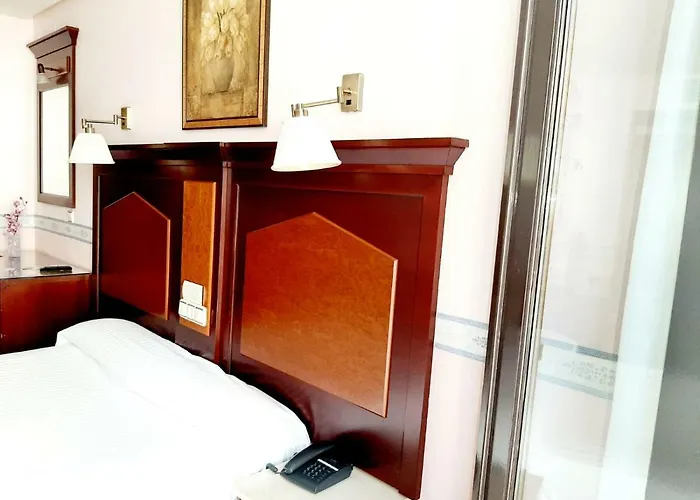 Sara By Gaiarooms 招待所 2*